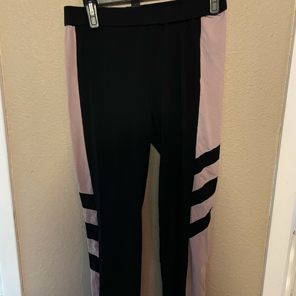 Black and Pink Shein Leggings
